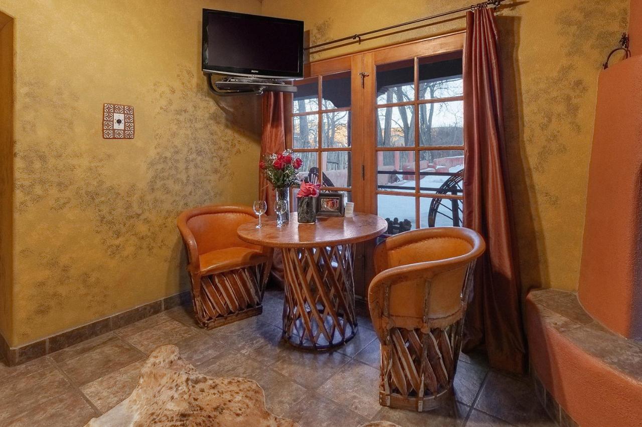Adobe And Pines Inn Bed And Breakfast Ranchos de Taos Ngoại thất bức ảnh